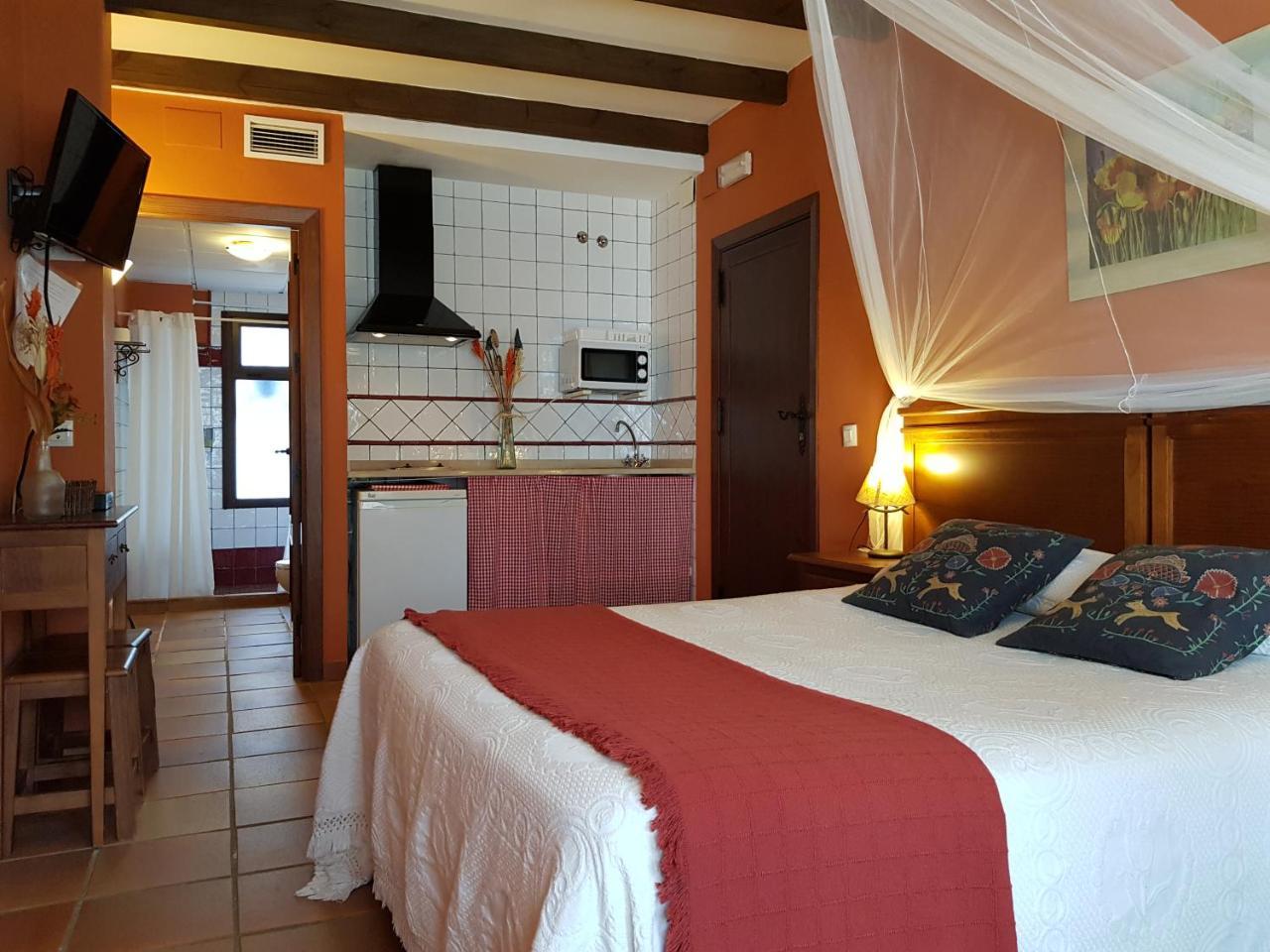 Hotel Apartamento Rural Finca La Media Legua Aracena Eksteriør bilde